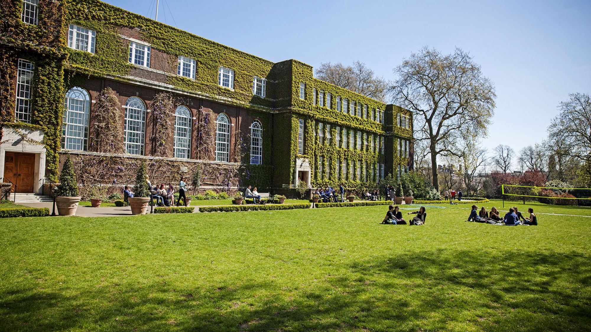 Visit us Regent's University London